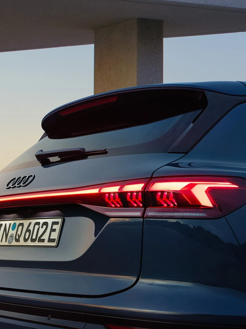 Audi Q6 e-tron – Đèn hậu OLED kỹ thuật số